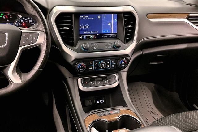 Used 2023 Light Stone Metallic GMC SLE image 7