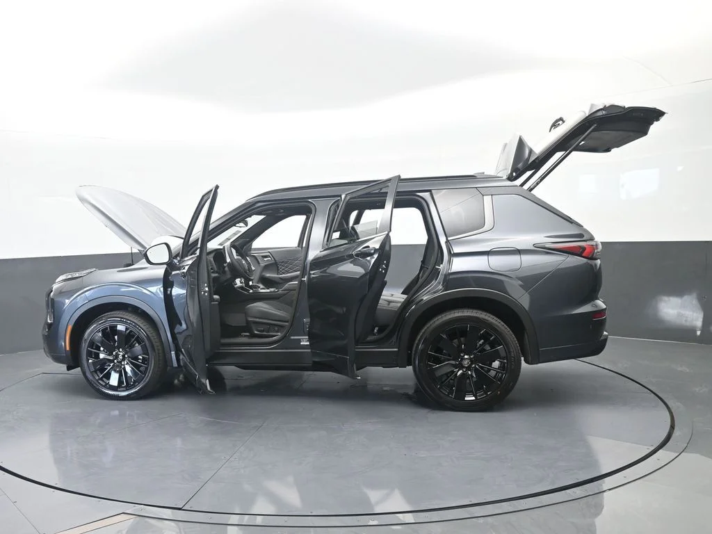 New 2026 Graphite Gray Mitsubishi BLACK EDITION S-AWC image 77