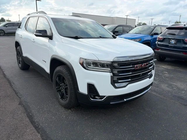 Used 2023 White GMC AT4 image 4