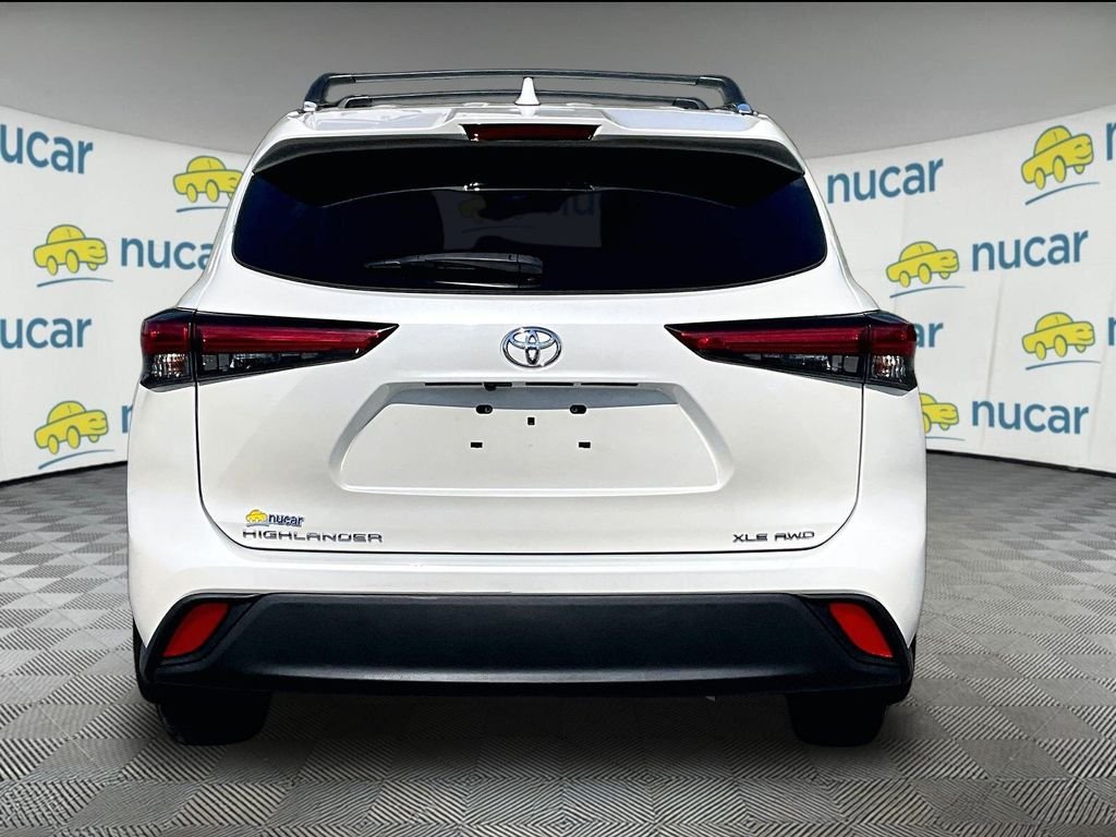 Used 2021 White Toyota XLE image 5