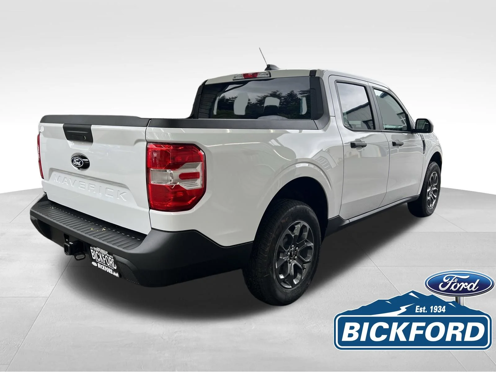 New 2026 White Ford XLT image 5