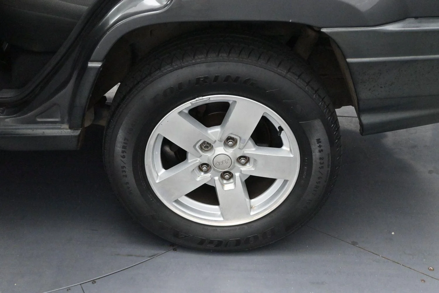 Used 2004  Jeep Columbia Edition 2WD image 24