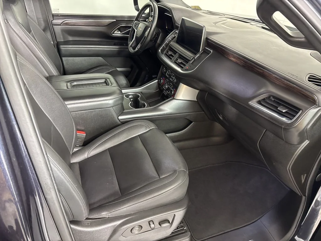 Used 2023 Gray Chevrolet LT image 22
