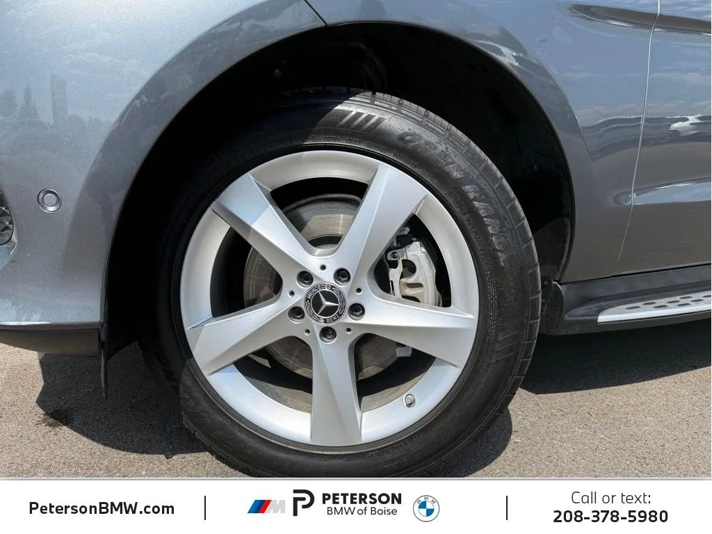 Used 2019 Gray Mercedes-Benz GLE 400 image 36