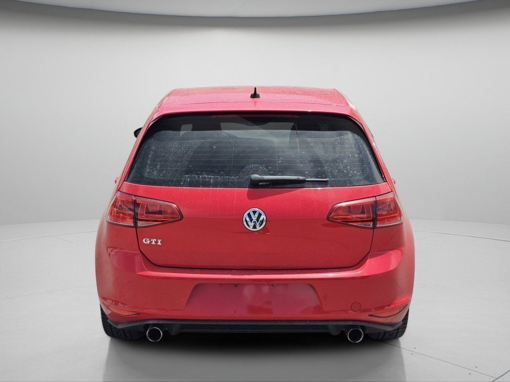 Used 2016 Tornado Red Volkswagen S image 21