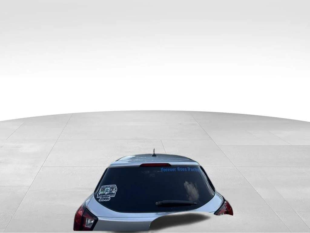 Used 2019 Silver Ford SE image 7