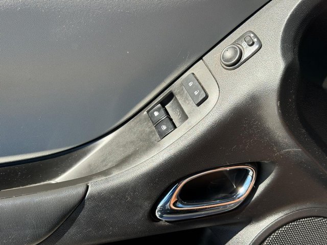 Used 2015 BLUE VELVET METALLIC Chevrolet LS image 19
