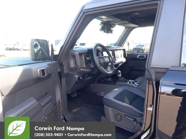 2025 Ford Bronco 4-Door Base - Photo 9