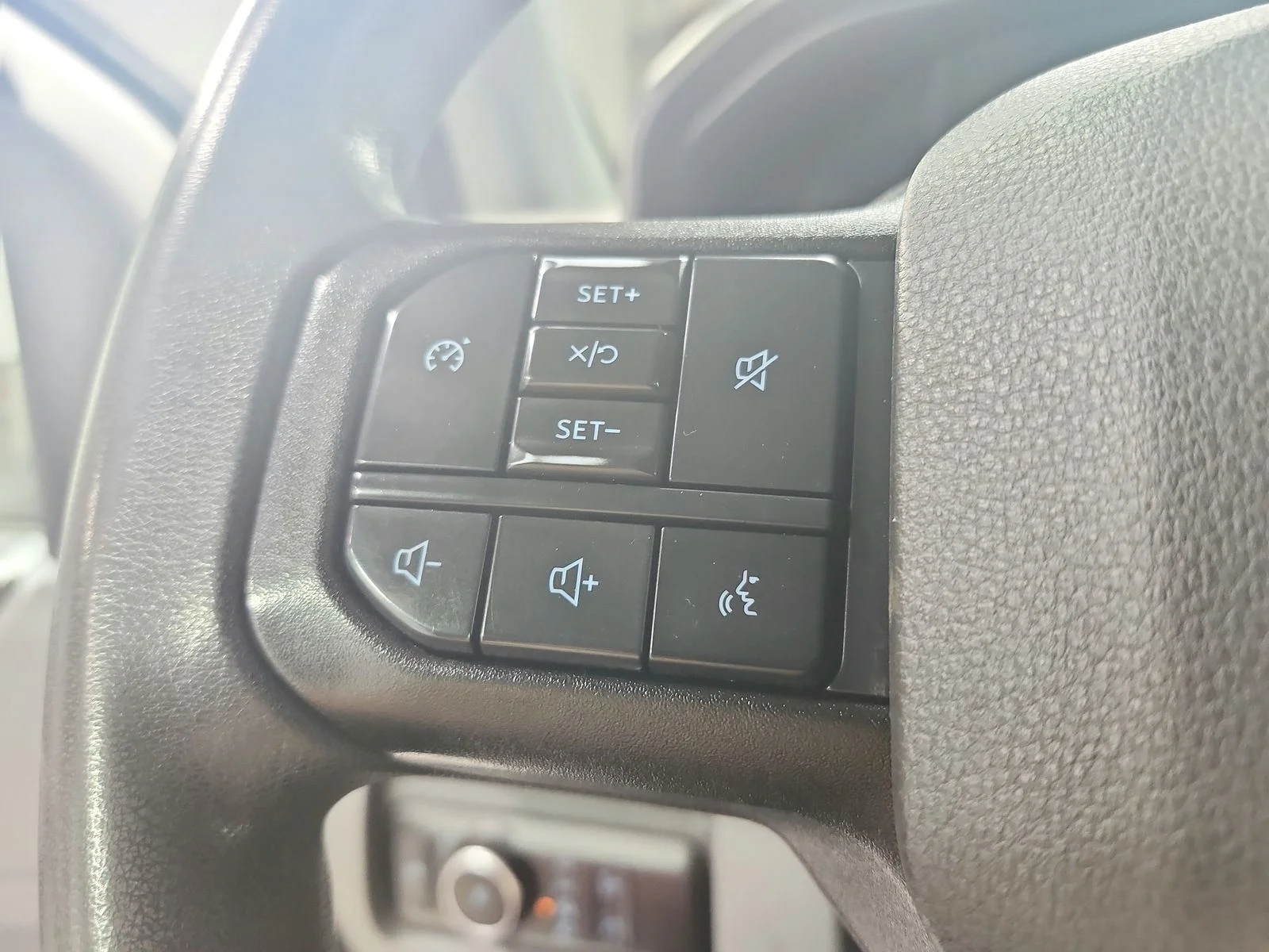 Used 2023 White Ford XL image 24