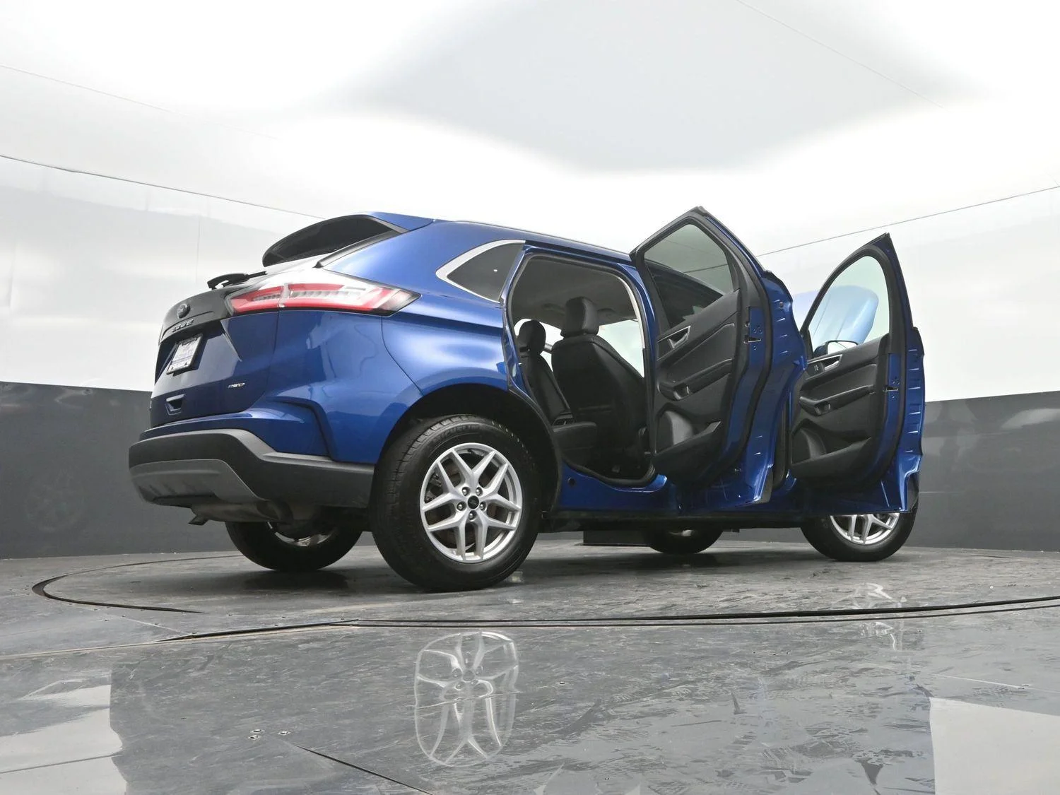 Used 2024 Atlas Blue Ford SEL image 48