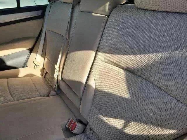 Used 2017 Gray Subaru Premium image 15