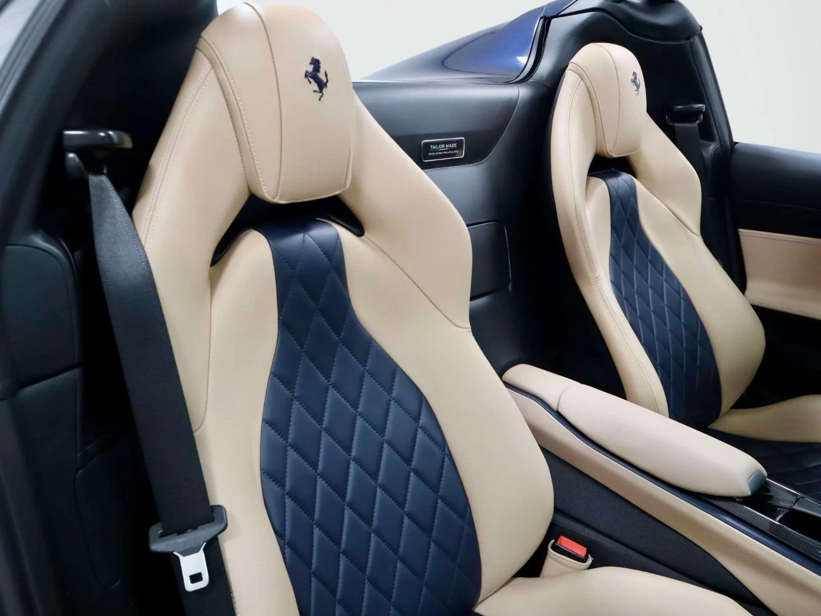 Certified Used 2023 Extra Sample Ferrari  image 15