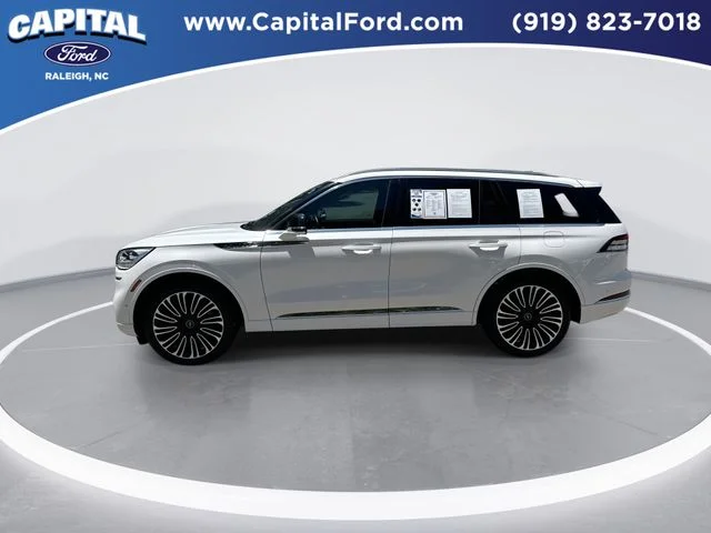 Used 2024 White Lincoln Black Label image 5
