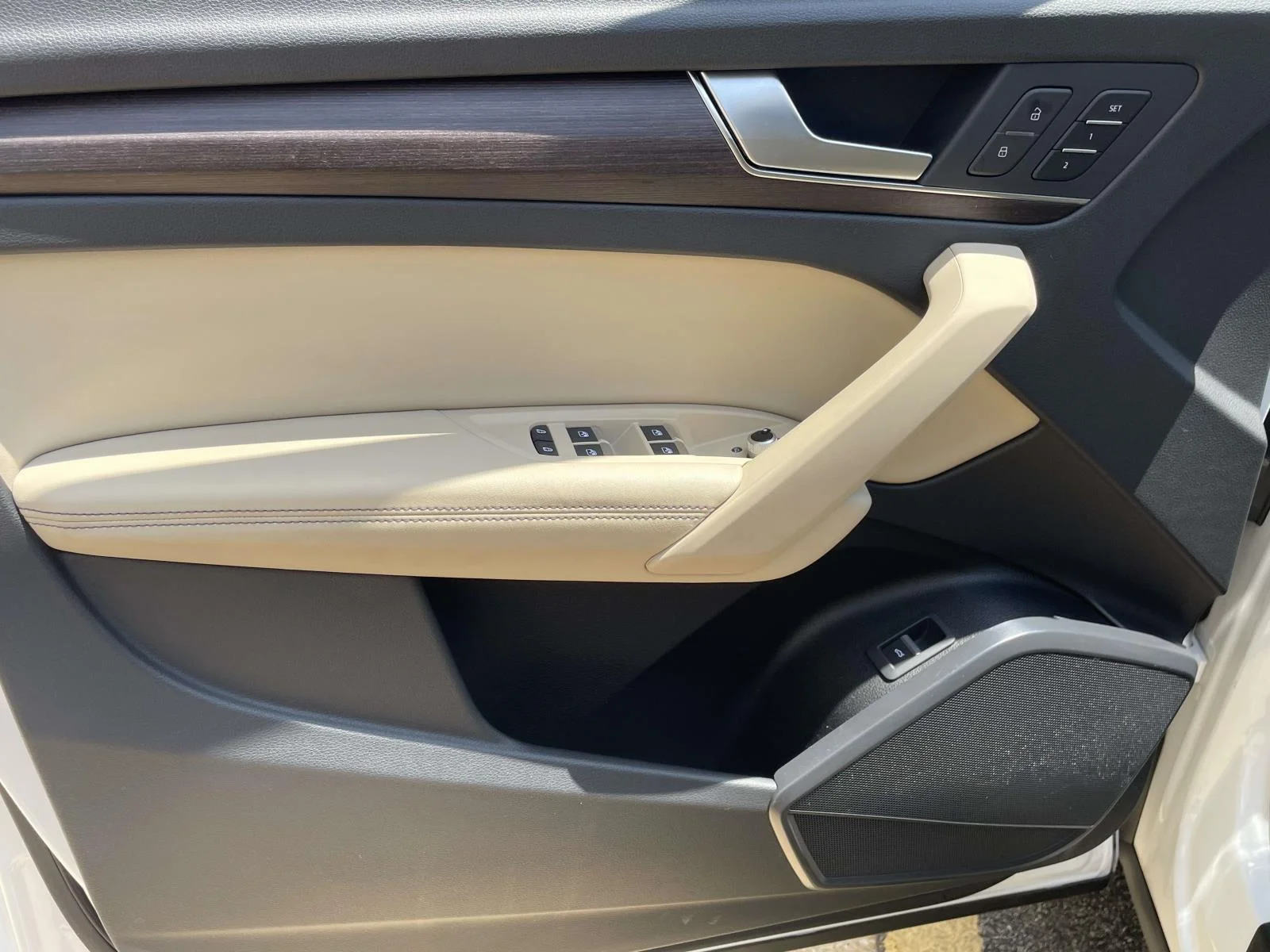 Used 2022 Glacier White Metallic Audi S line Premium Plus 45 TFSI quattro image 9