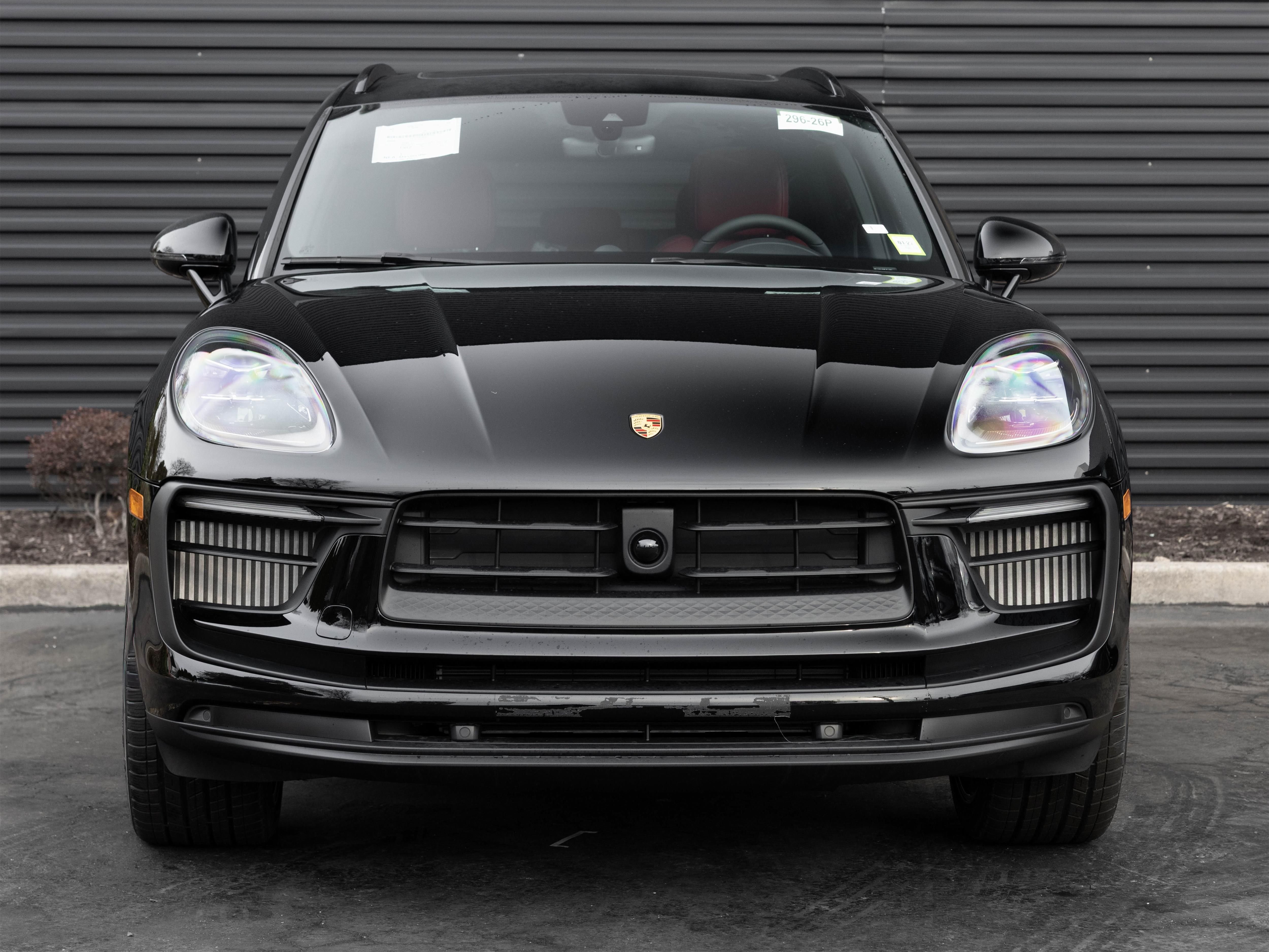 2026 Porsche Macan S - Photo 11