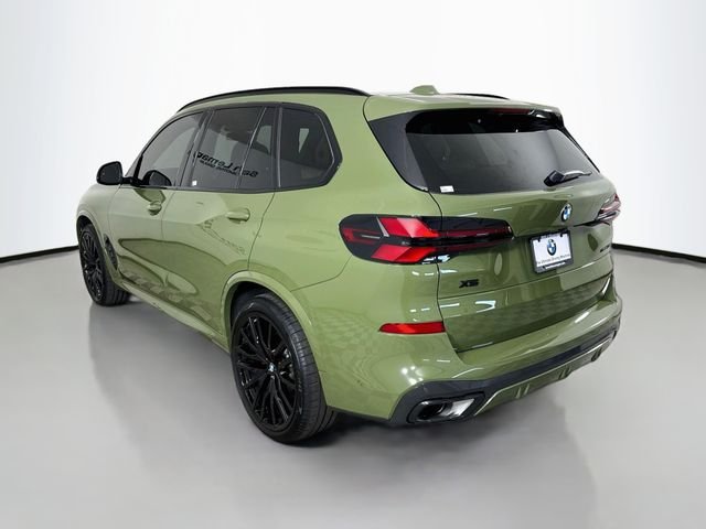 Used 2026 Urban Green BMW xDrive40i image 5