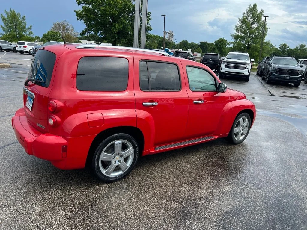 Used 2011 Red Chevrolet LT image 3