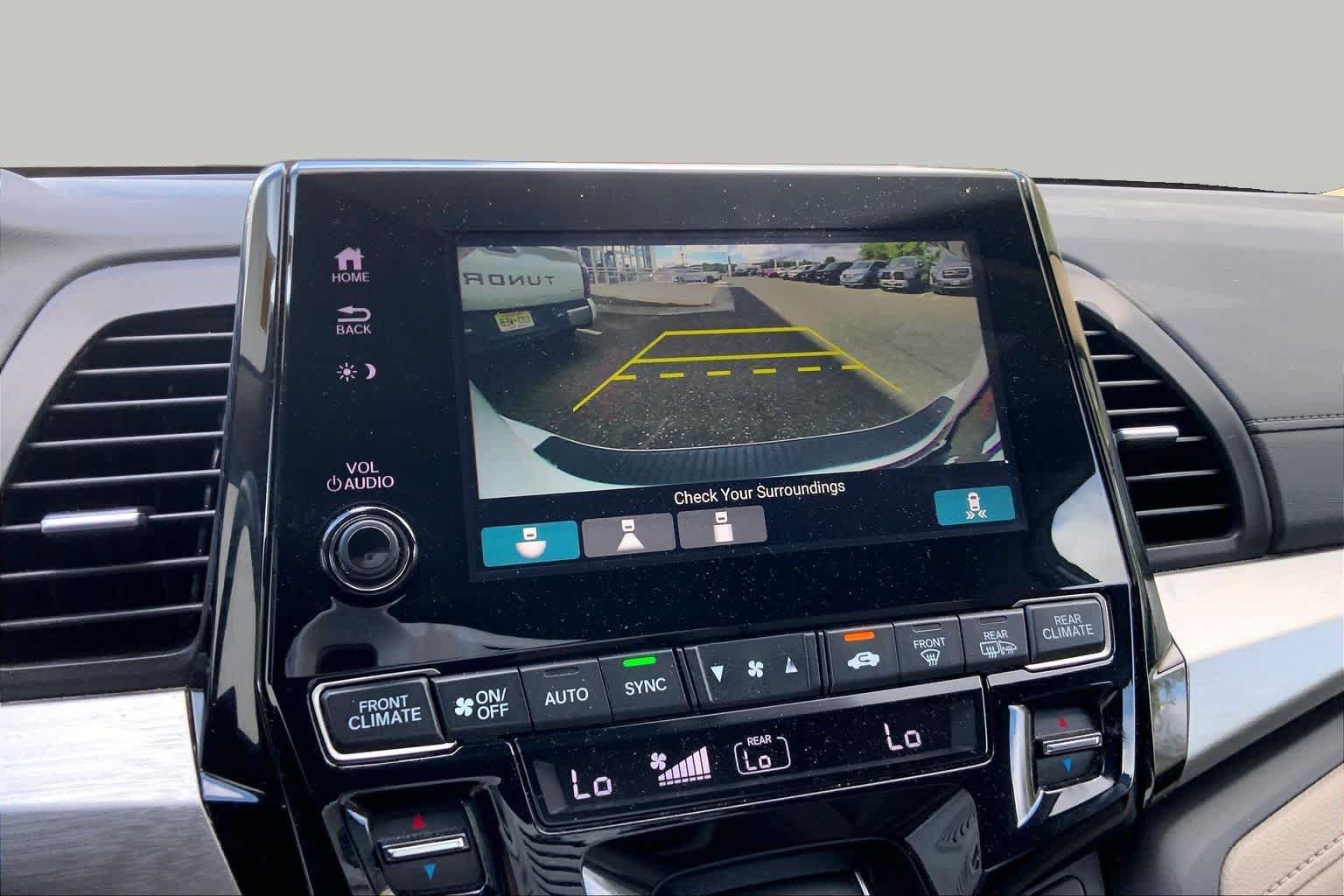 2024 Honda Odyssey EX-L - Photo 29