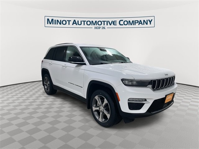 2023 Jeep Grand Cherokee Limited photo 2