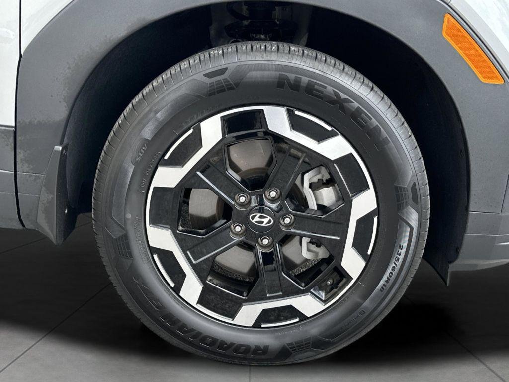 New 2026 Shimmering Silver Pearl Hyundai SEL FWD image 7
