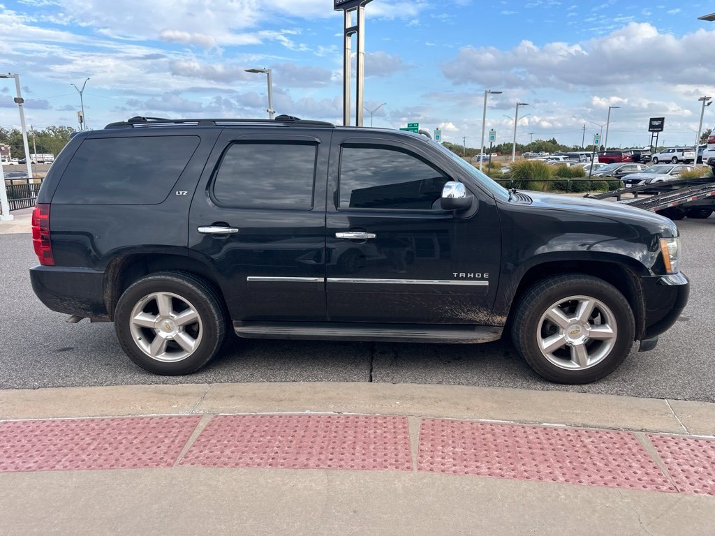Used 2011 Black Chevrolet LTZ image 13