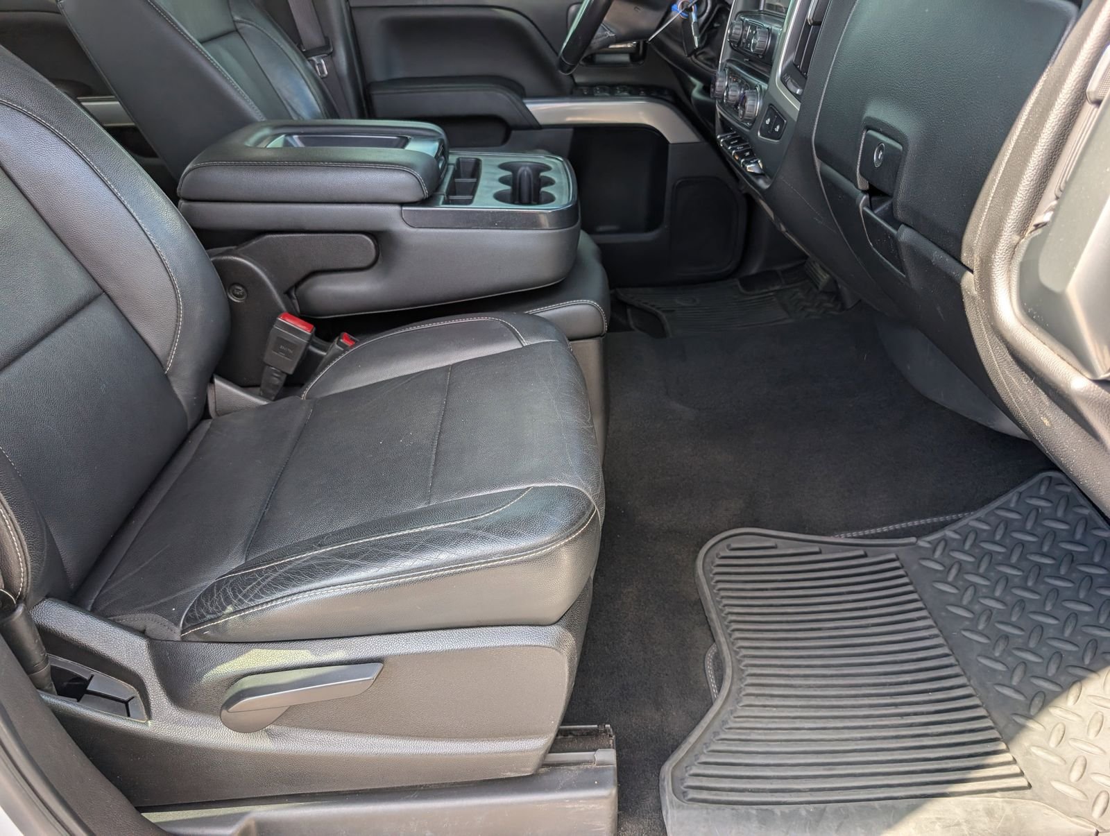 Used 2017 Summit White Chevrolet LT image 26