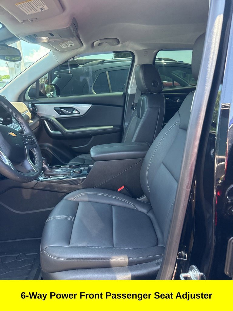Used 2023 Black Chevrolet LT image 7