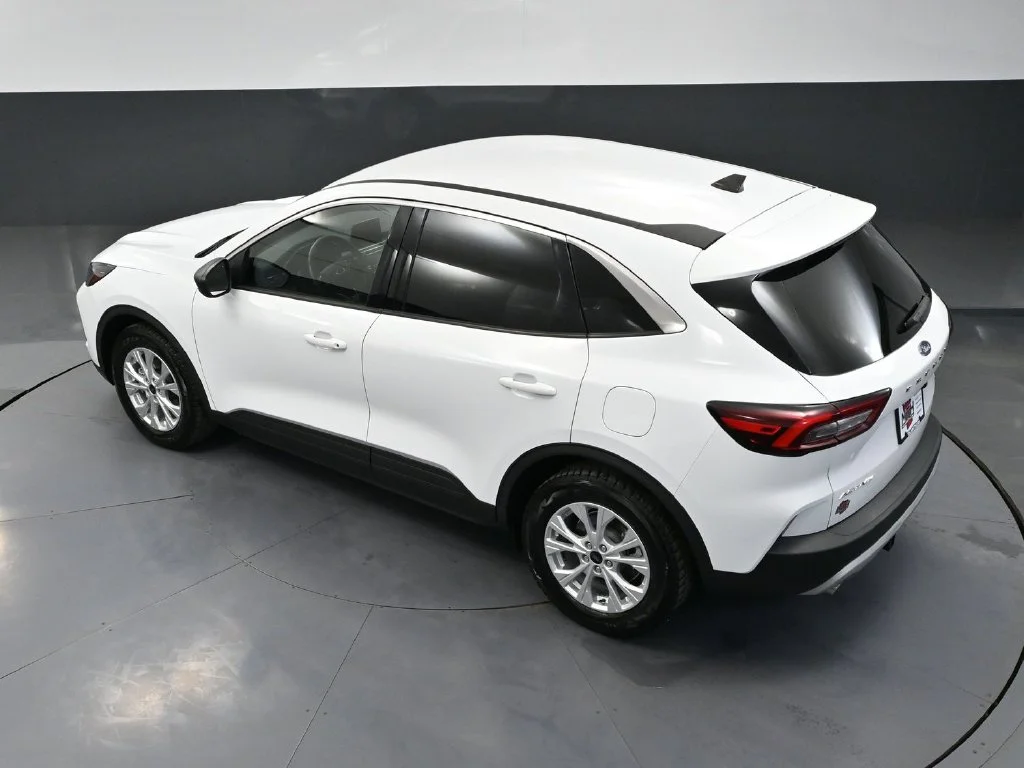 Used 2023 White Ford Active image 45