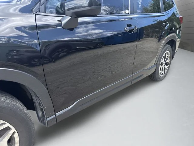 Used 2021 Black Subaru Premium image 23