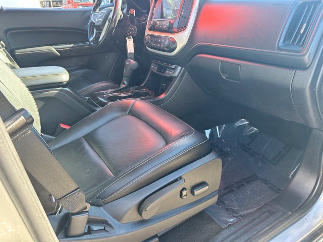 Used 2015 Quicksilver Metallic GMC SLT image 13