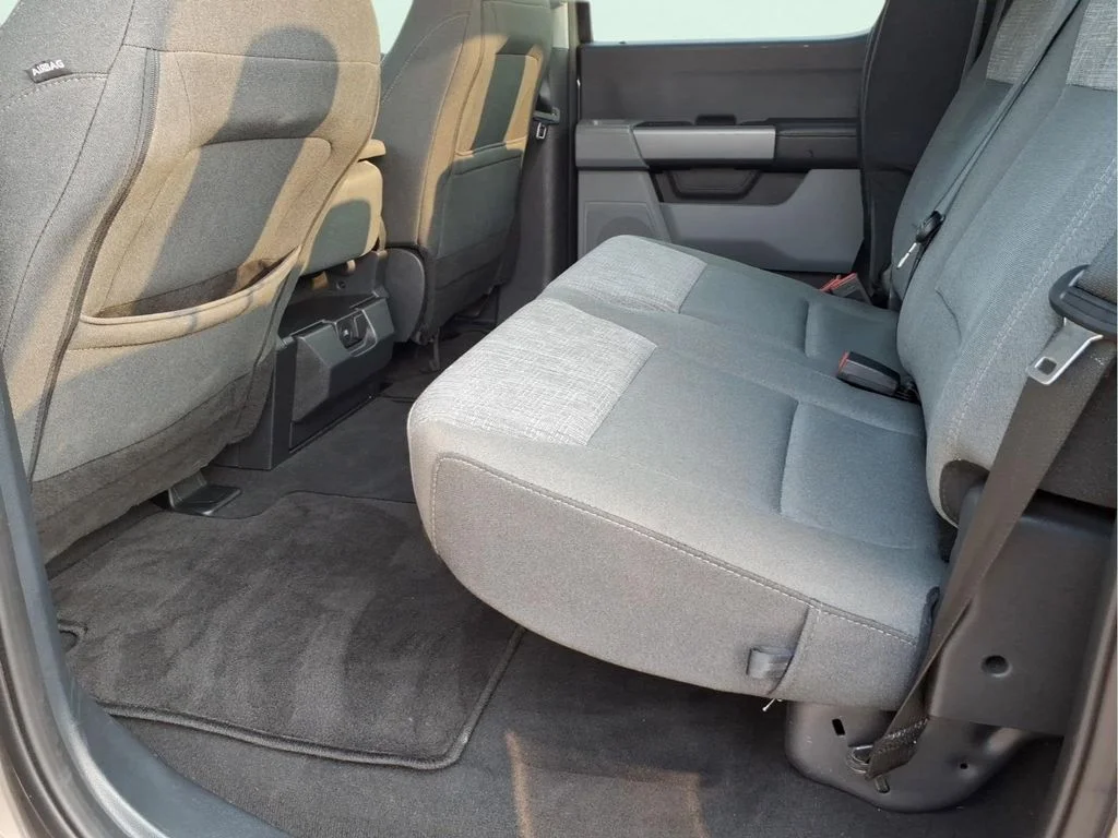 Used 2025 Gray Ford XLT image 16