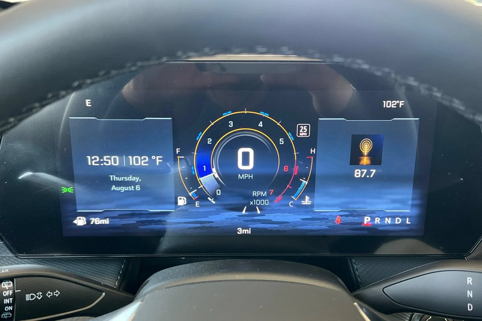 New 2027 Summit White Chevrolet LT image 24