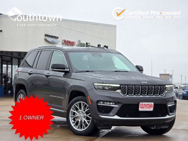 2022 Jeep Grand Cherokee Summit