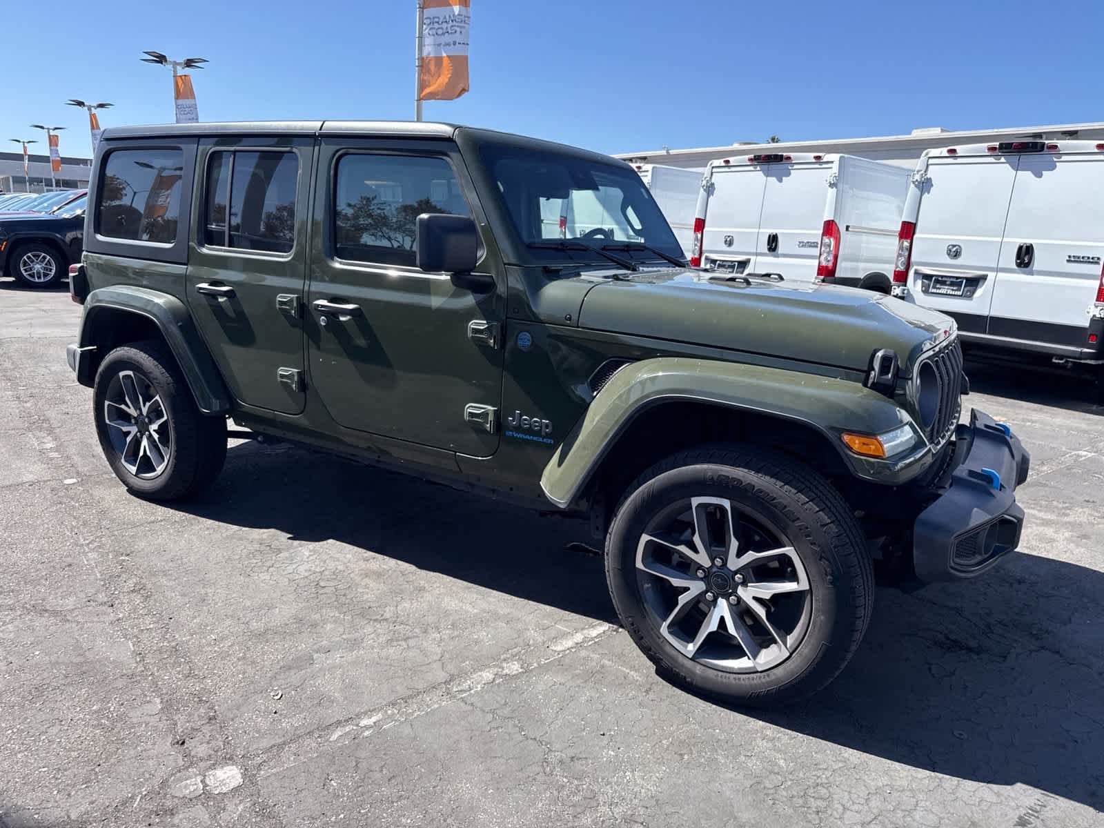 Used 2024 Sarge Green Clearcoat Jeep Sport S image 8
