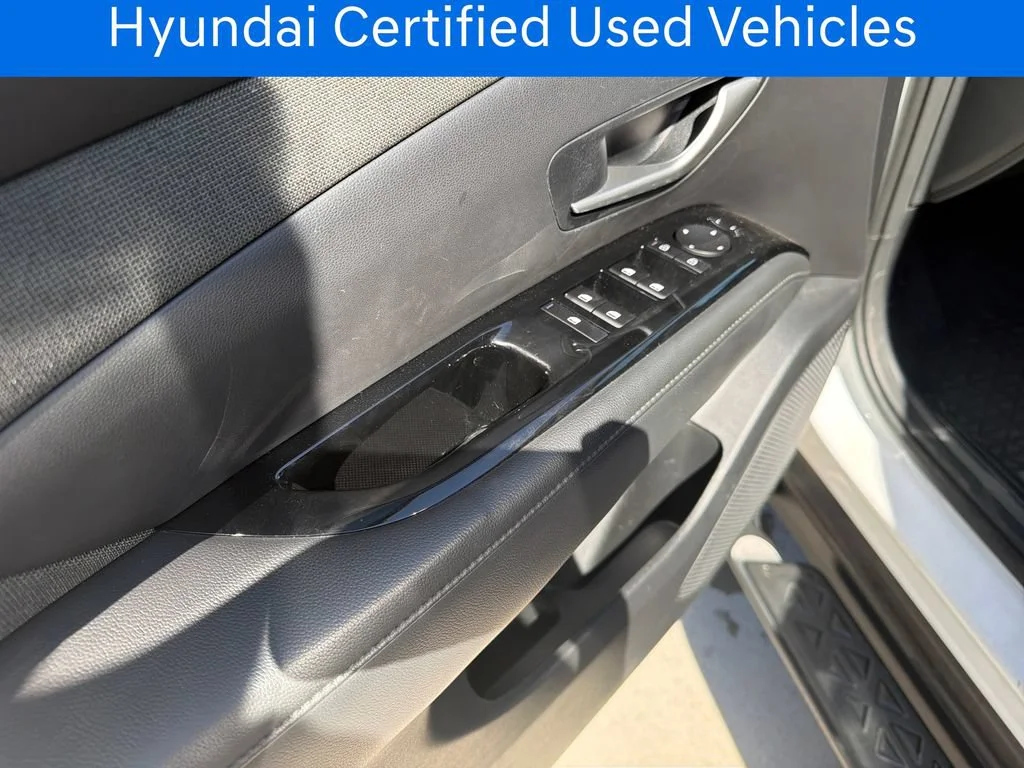 Certified Pre-Owned 2025 Hyundai Santa Cruz Limited
