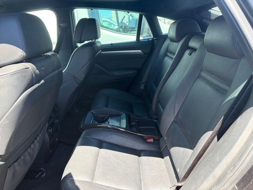 Used 2013 Black Sapphire Metallic BMW xDrive50i image 3