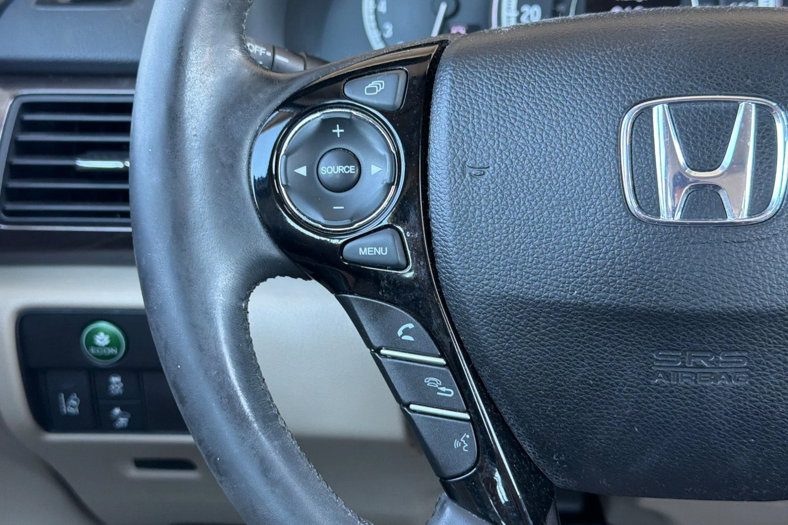 Used 2016  Honda EX-L image 29