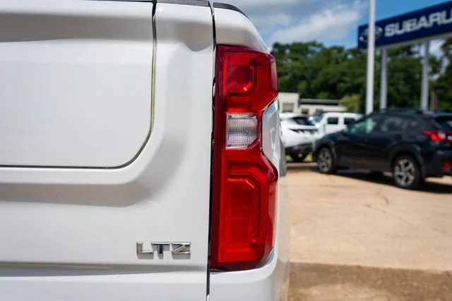 Used 2024 Summit White Chevrolet LTZ image 17