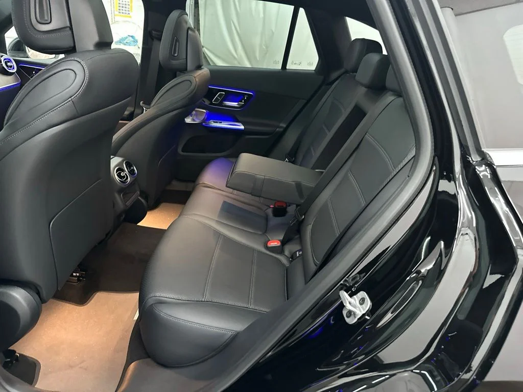 New 2026 Black Mercedes-Benz GLC 300 image 23