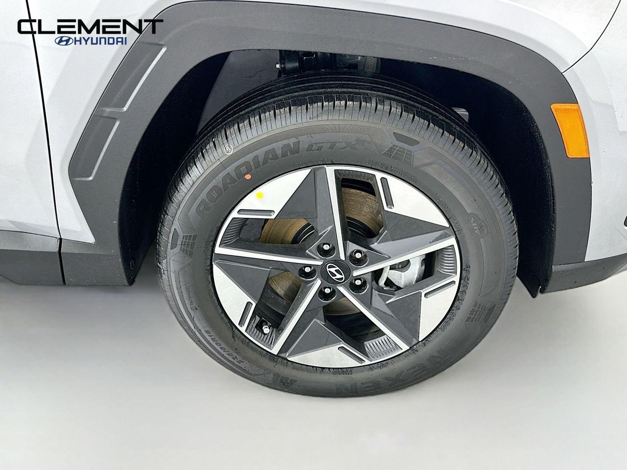 New 2026 Silver Hyundai SEL AWD image 31