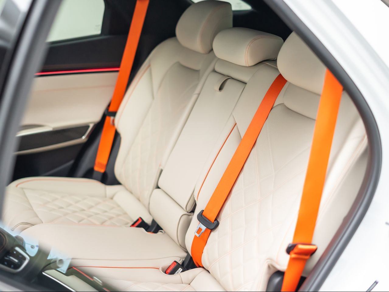 2026 GENESIS GV70 Sport Prestige - Photo 15