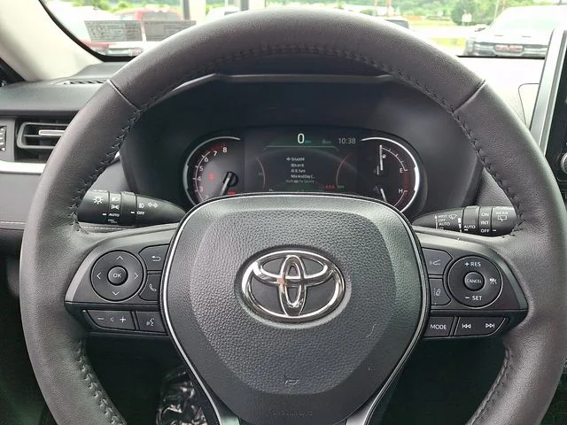 Used 2025 Blue Toyota XLE Premium image 20