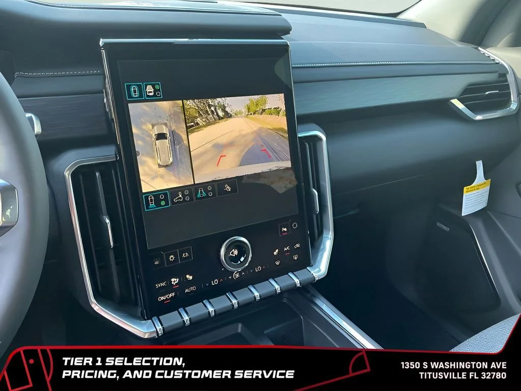 New 2026 Summit White GMC Elevation image 40