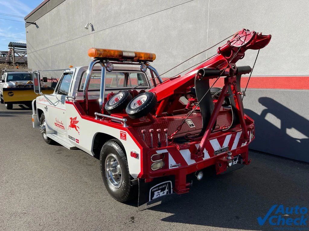 Used 1982 White Chevrolet  image 7
