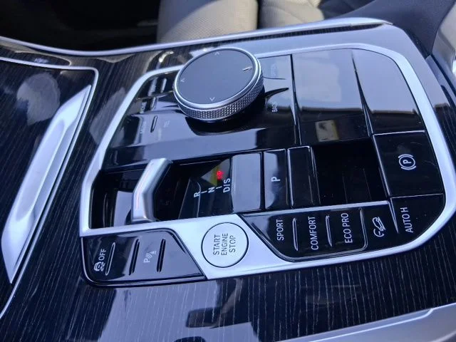 New 2026 Skyscraper Grey Metallic BMW xDrive40i image 13