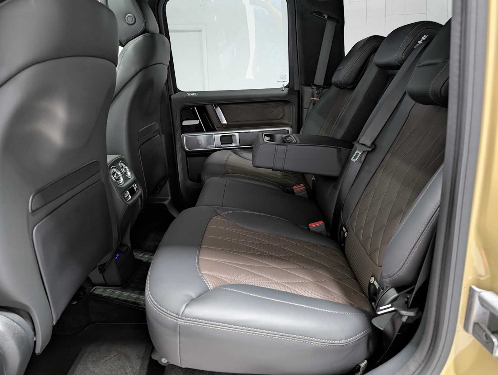 Certified Used 2025 MANUFAKTUR Signature Desert Sand Mercedes-Benz AMG® G 63 image 20