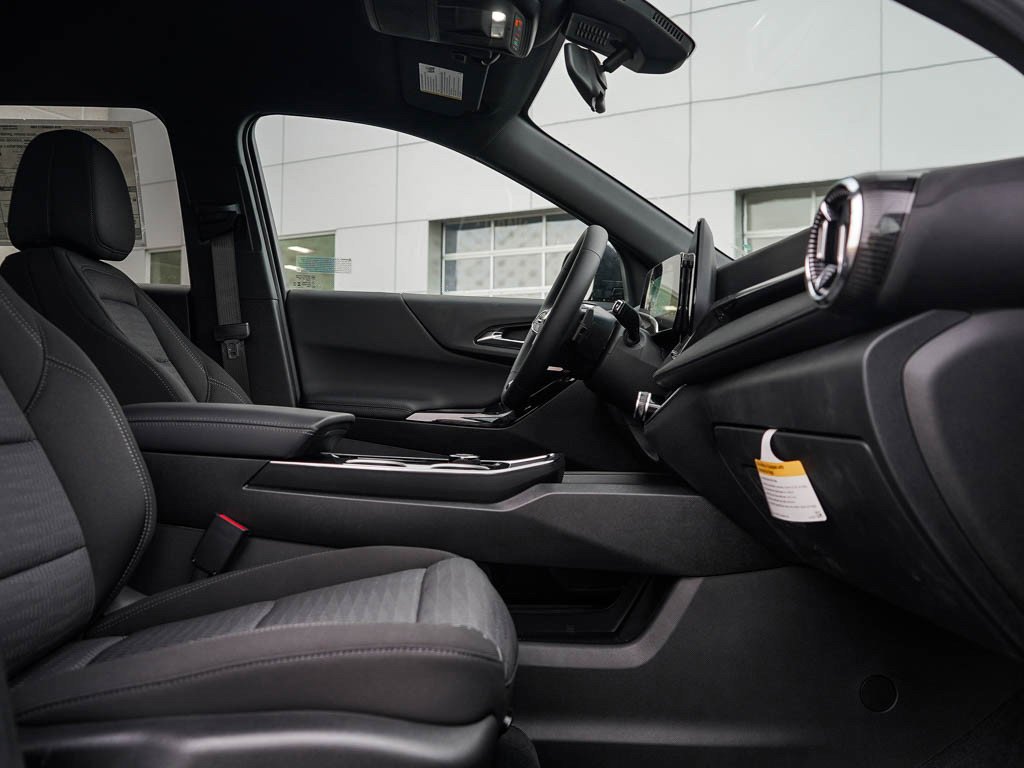 2026 Chevrolet Equinox LT - Photo 9