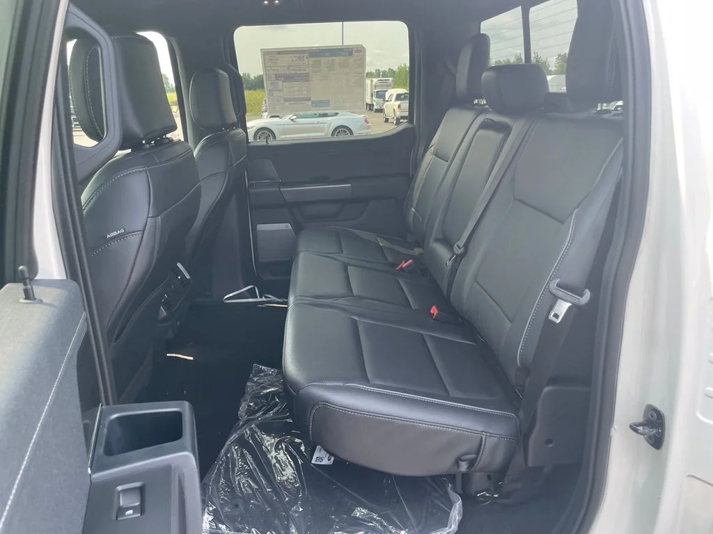 New 2026 Star White Metallic Tri-Coat Ford Lariat® image 32