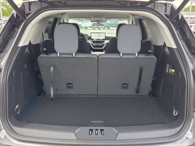 New 2026 Carbonized Gray Metallic Ford Active image 7