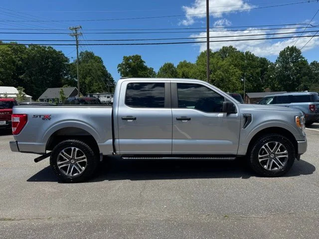 Used 2022 Silver Ford XL image 10